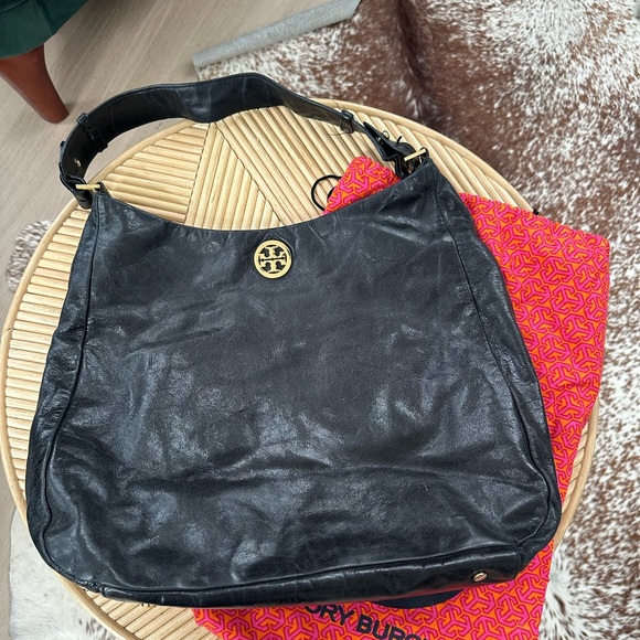Tory Burch Black Leather Hobo Bag with Gold Emblem - Picture 1 of 4